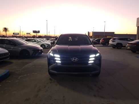 New 2026 Hyundai Tucson Blue SE w/ Tow & Go Package AWD/4WD image 2