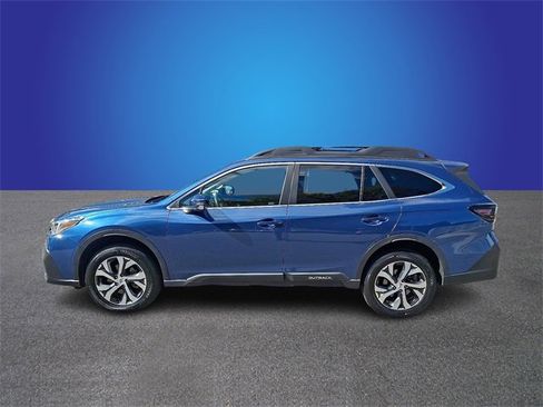 Certified 2022 Subaru Outback Limited image 7