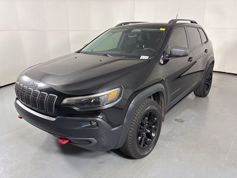 Used 2019 Jeep Cherokee Trailhawk w/ Comfort/Convenience Group image 4