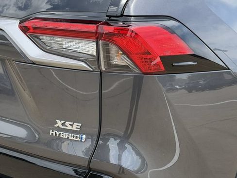 Certified 2022 Toyota RAV4 XSE AWD/4WD image 7
