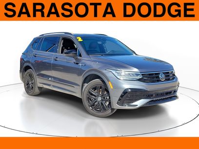 Used 2022 Volkswagen Tiguan SE R-Line