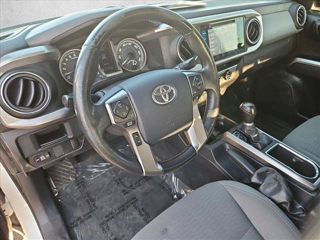 Used 2017 Toyota Tacoma SR5 w/ Tow Package RWD image 12