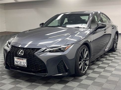 Certified 2025 Lexus IS 350 F Sport image 2