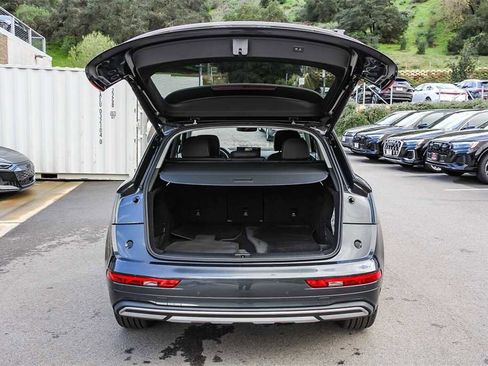 Used 2023 Audi Q5 2.0T Premium w/ Convenience Package image 27