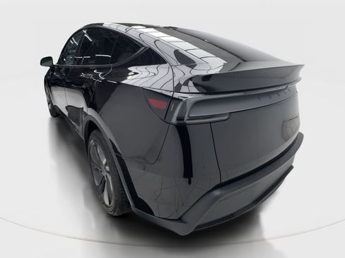 Used 2026 Tesla Model Y Long Range AWD/4WD image 10
