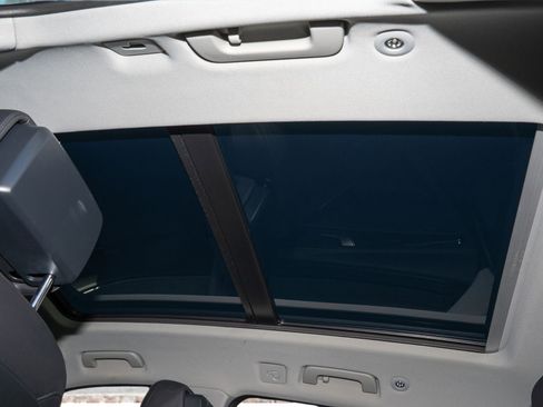 Used 2018 Audi Q5 2.0T Premium Plus w/ Premium Plus Package image 20