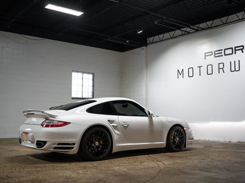 Used 2013 Porsche 911 Turbo S image 12