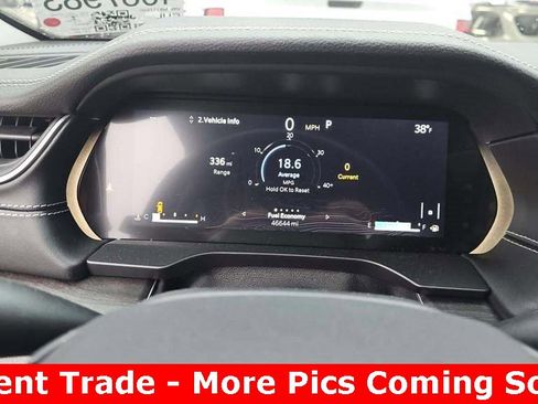 Used 2021 Jeep Grand Cherokee L Limited w/ Luxury Tech Group II image 10