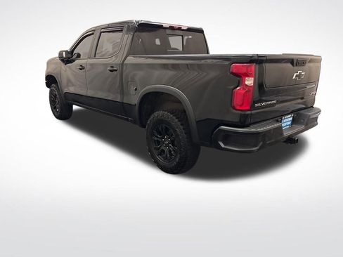 Used 2025 Chevrolet Silverado 1500 ZR2 w/ Technology Package AWD/4WD image 9