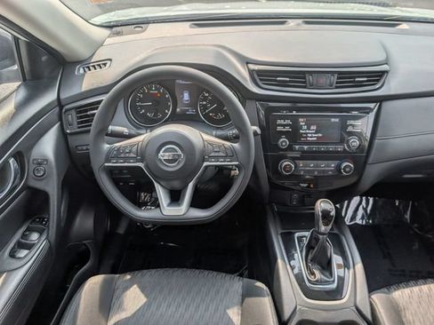 Used 2017 Nissan Rogue S w/ Appearance Package AWD/4WD image 14