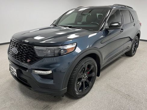 Used 2022 Ford Explorer ST w/ Equipment Group 401A AWD/4WD image 4