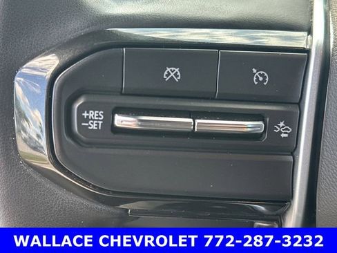 Used 2024 Chevrolet Colorado ZR2 w/ Technology Package image 27