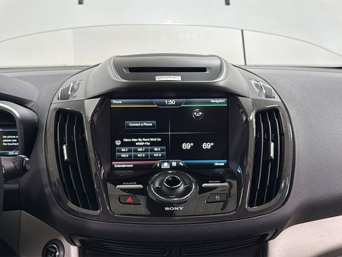 Used 2015 Ford C-MAX SEL w/ Equipment Group 302A image 10