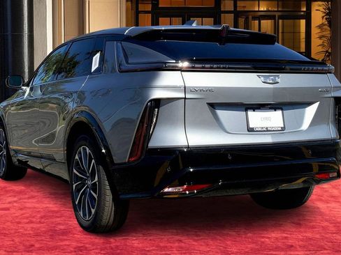 New 2026 Cadillac Lyriq Sport image 4