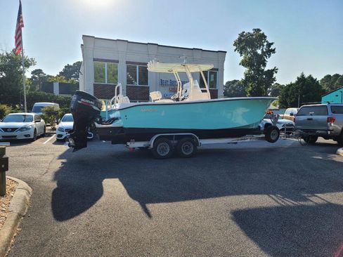 Used 2006 Kia Telluride image 2