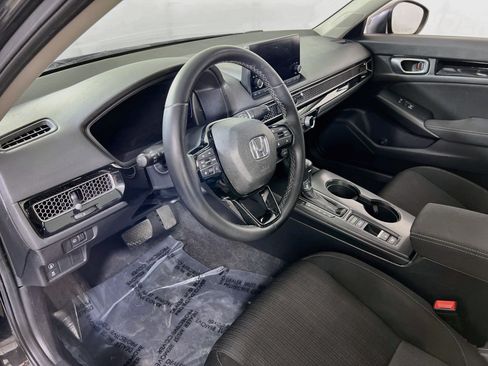 Used 2023 Honda Civic EX image 9