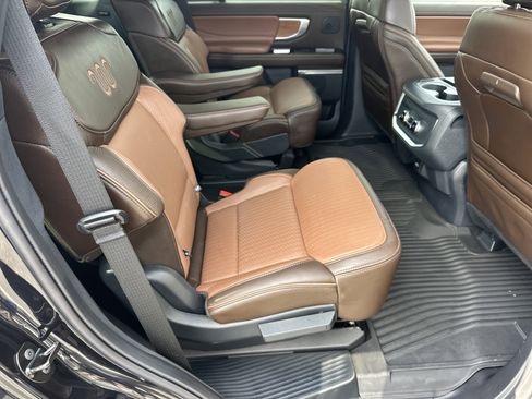 Used 2025 Ford Expedition King Ranch AWD/4WD image 16