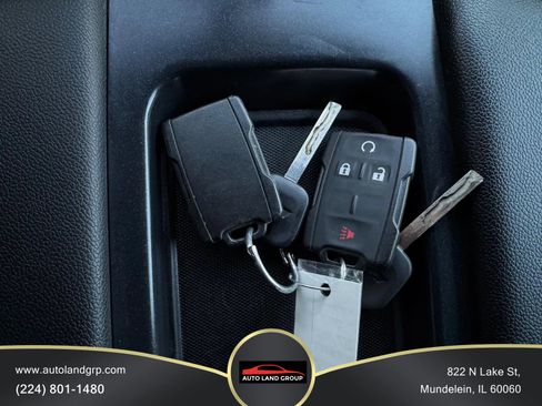 Used 2018 Chevrolet Silverado 1500 LT w/ All Star Edition image 22