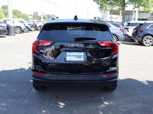 Used 2019 GMC Terrain SLE w/ Driver Convenience Package AWD/4WD image 9