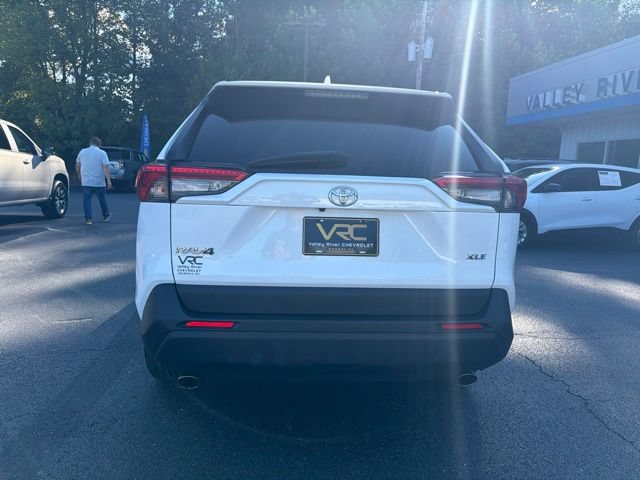Used 2025 Toyota RAV4 XLE FWD image 6
