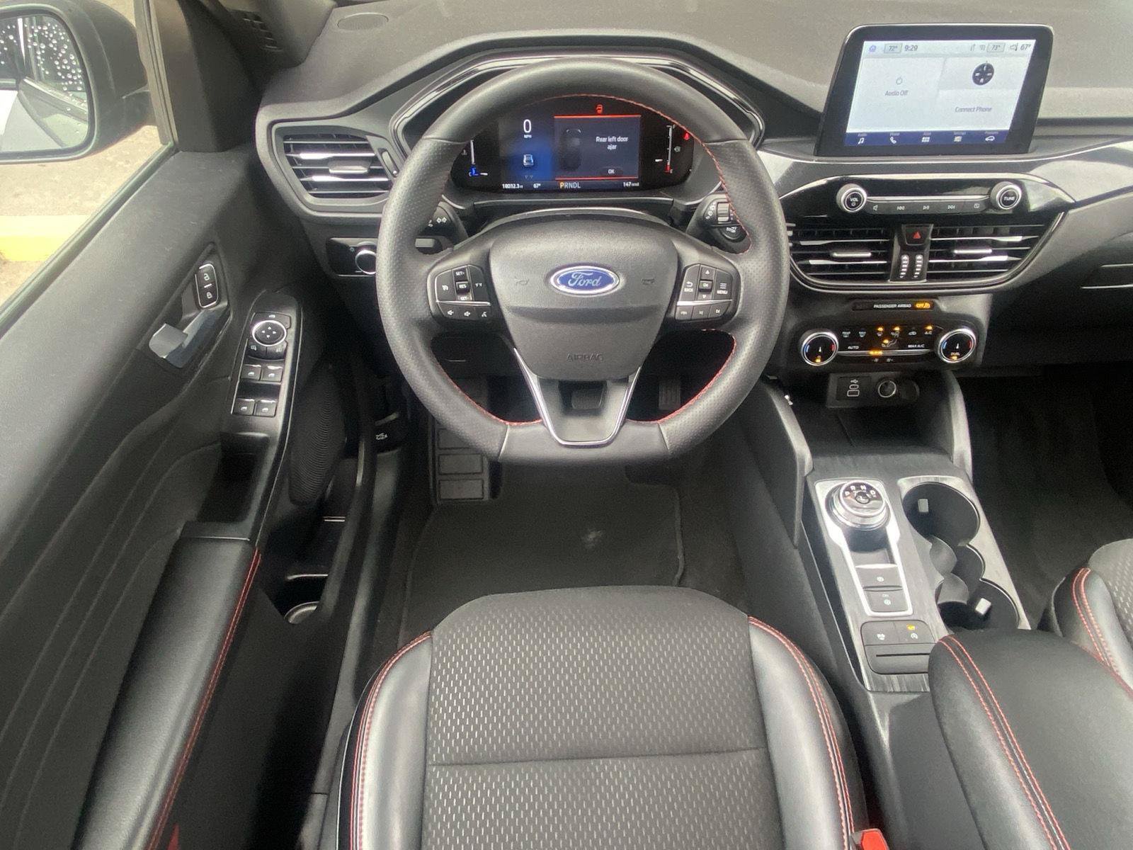 Used 2025 Ford Escape ST-Line AWD/4WD image 11