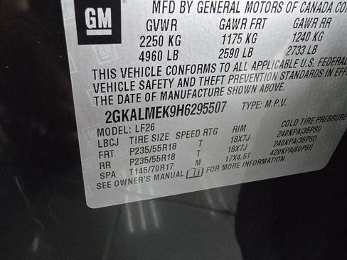 Used 2017 GMC Terrain SLE FWD image 31