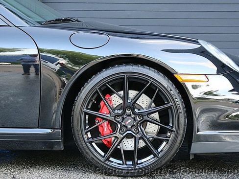 Used 2009 Porsche 911 Turbo AWD/4WD image 16
