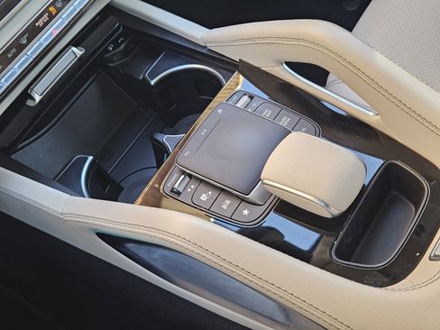 Used 2022 Mercedes-Benz GLE 350 image 21