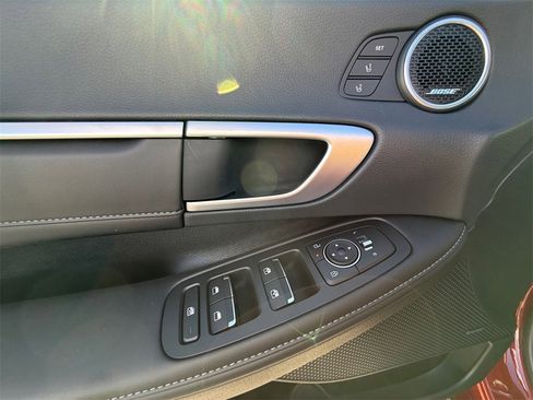 Used 2024 Hyundai Sonata Limited image 11
