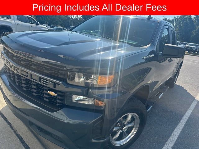 Used 2020 Chevrolet Silverado 1500 Custom w/ Custom Value Package AWD/4WD image 9