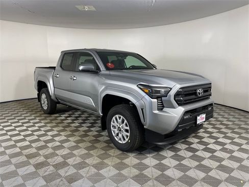 New 2025 Toyota Tacoma SR5 image 7