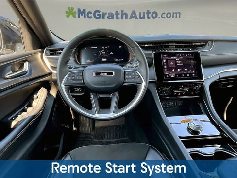 Used 2023 Jeep Grand Cherokee Altitude AWD/4WD image 11