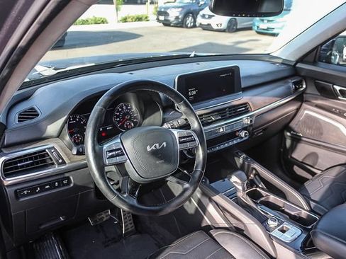 Used 2022 Kia Telluride SX w/ SX Prestige Package AWD/4WD image 22