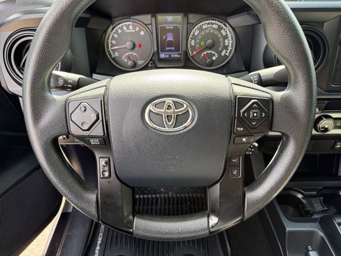 Used 2018 Toyota Tacoma SR w/ SR Convenience Package image 20