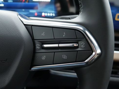 New 2026 Chevrolet Equinox ACTIV image 14