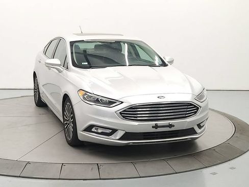 Used 2018 Ford Fusion Titanium AWD/4WD image 3