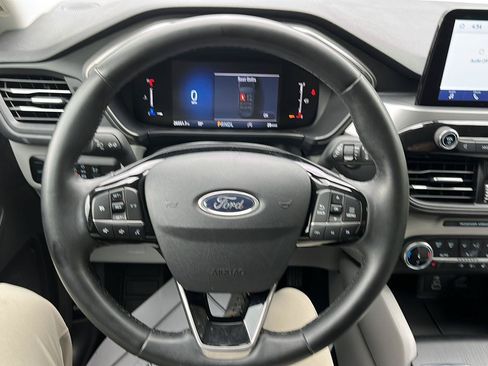 Used 2024 Ford Escape Active AWD/4WD image 18