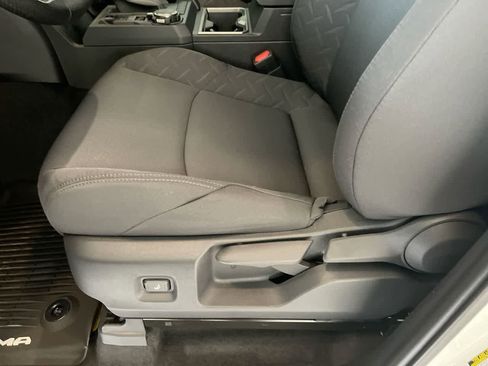 New 2026 Toyota Tacoma SR5 image 12