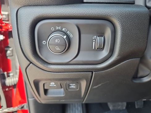 New 2026 RAM 1500 Tradesman AWD/4WD image 19