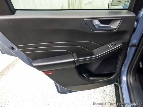 Used 2024 Ford Escape ST-Line w/ Tech Pack #1 image 22