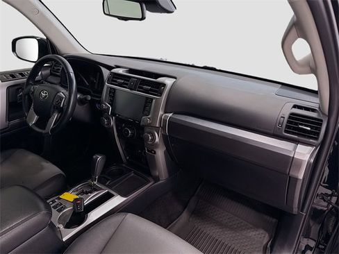 Certified 2023 Toyota 4Runner SR5 Premium image 27