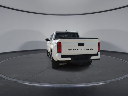 Used 2024 Toyota Tacoma TRD Sport w/ TRD Sport Upgrade Package image 7