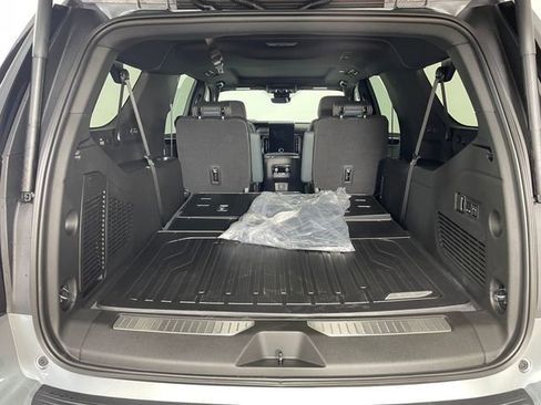 New 2026 GMC Yukon XL AT4 w/ AT4 Premium Package AWD/4WD image 15