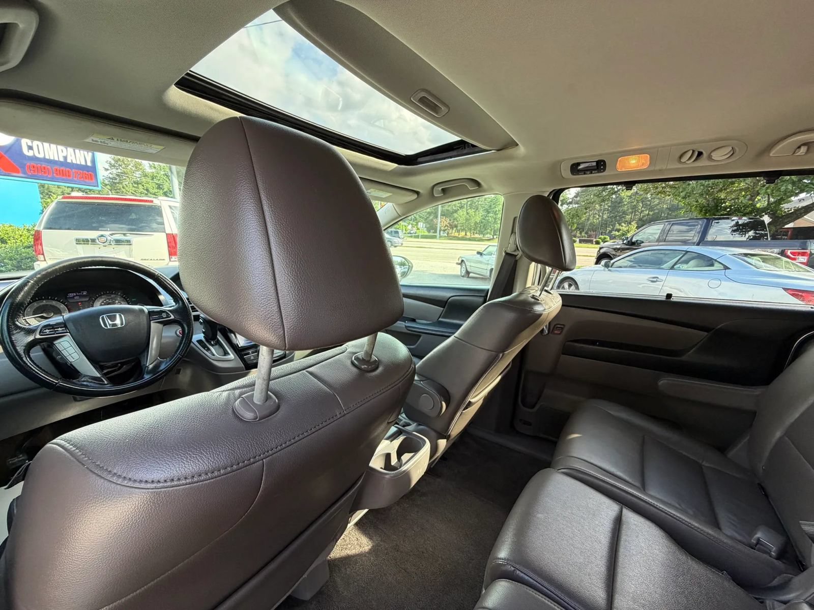 Used 2014 Honda Odyssey EX-L image 25