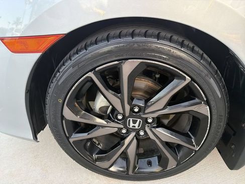 Used 2019 Honda Civic Sport image 30