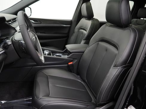 New 2026 Jeep Grand Cherokee L Limited AWD/4WD image 15