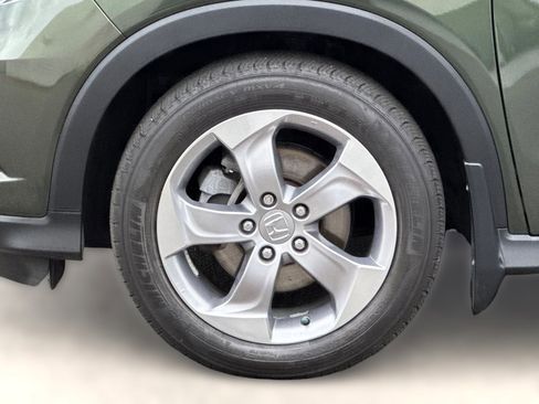 Used 2018 Honda HR-V LX image 11