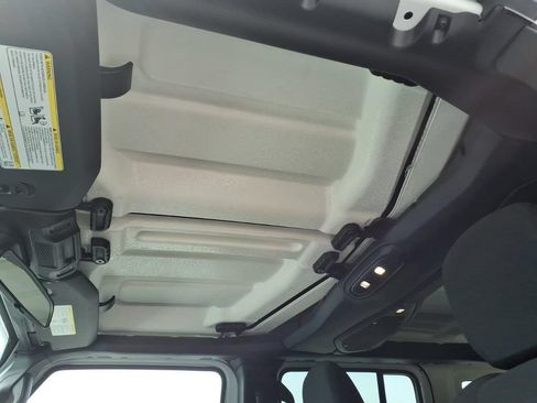 Used 2025 Jeep Wrangler Unlimited Sport S 4xe AWD/4WD image 5