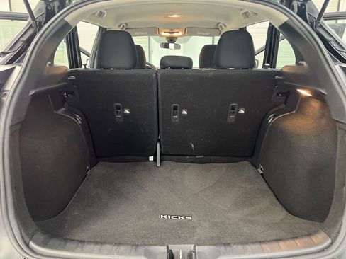 Used 2024 Nissan Kicks SR FWD image 29