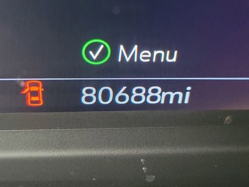 Used 2021 Chevrolet Suburban Premier w/ Premium Package image 29